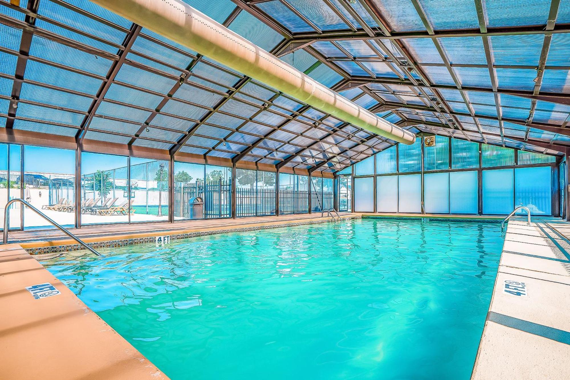 Couples Paradise & Retreat On The 18Th Branson Quarto foto